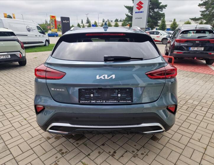 KIA XCeed 6