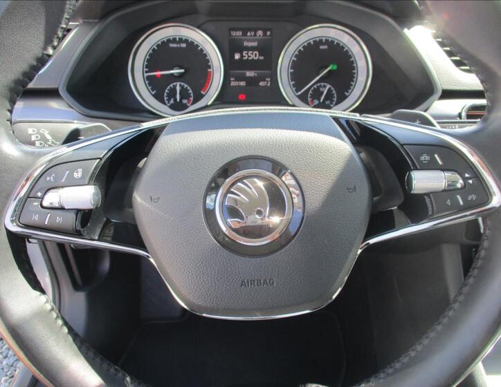 Škoda Superb 26