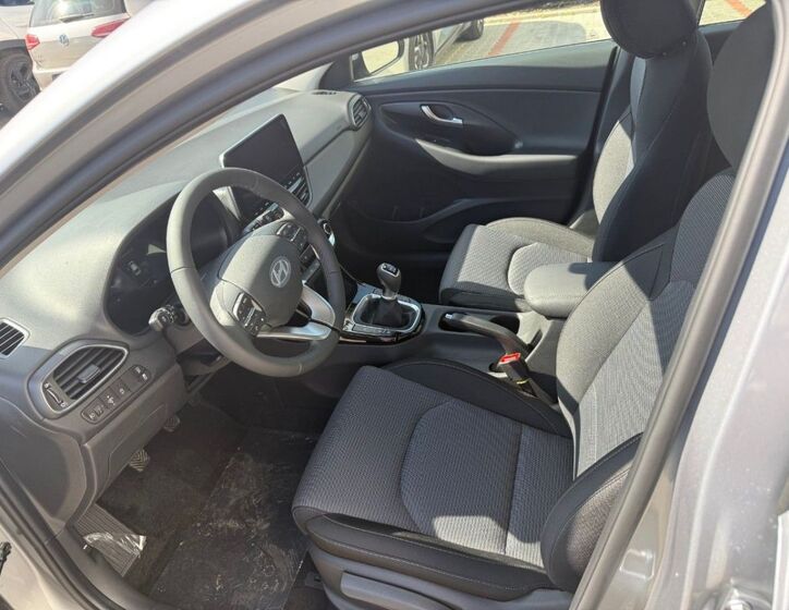 Hyundai i30 8