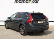 Volvo V60 5