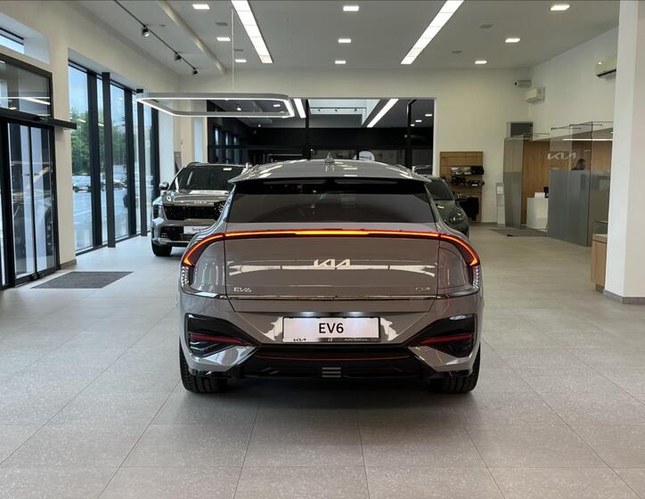 KIA EV6 6