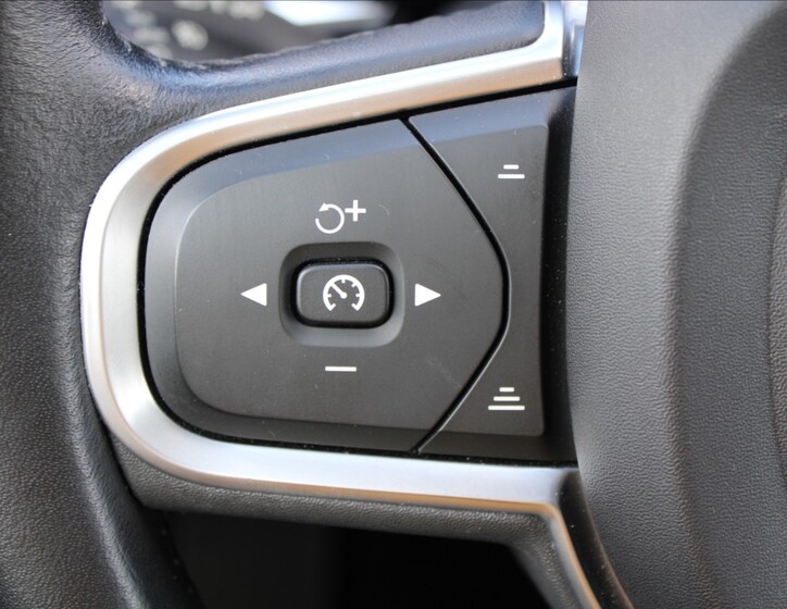 Volvo XC60 15