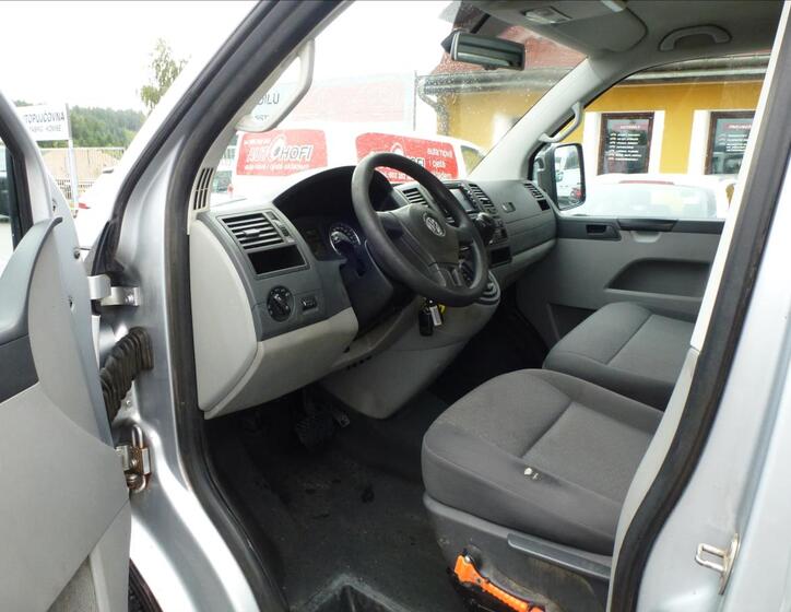 Volkswagen Transporter 17
