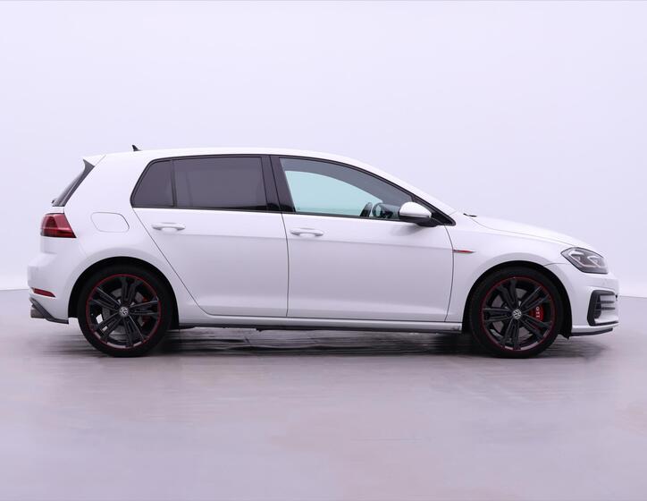 Volkswagen Golf 8