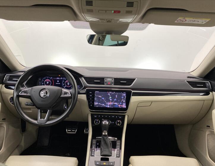 Škoda Superb 8