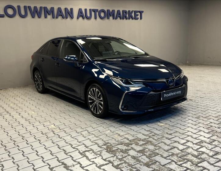 Toyota Corolla 13