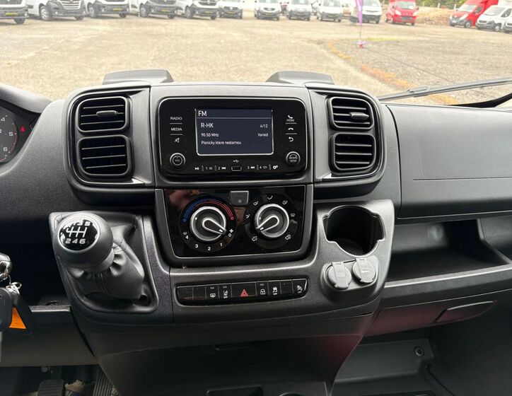 Toyota Proace Max 14