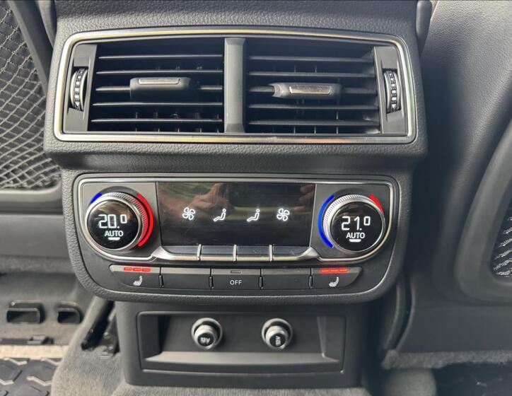 Audi Q7 20