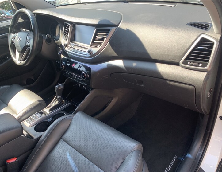 Hyundai Tucson 10