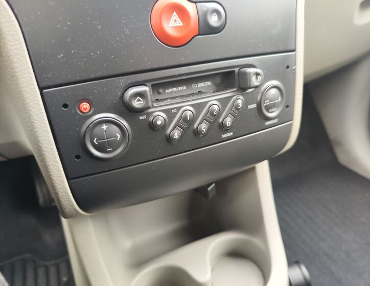 Renault Modus 15