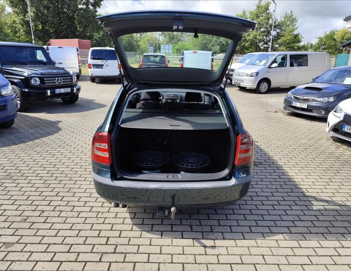 Škoda Octavia 32