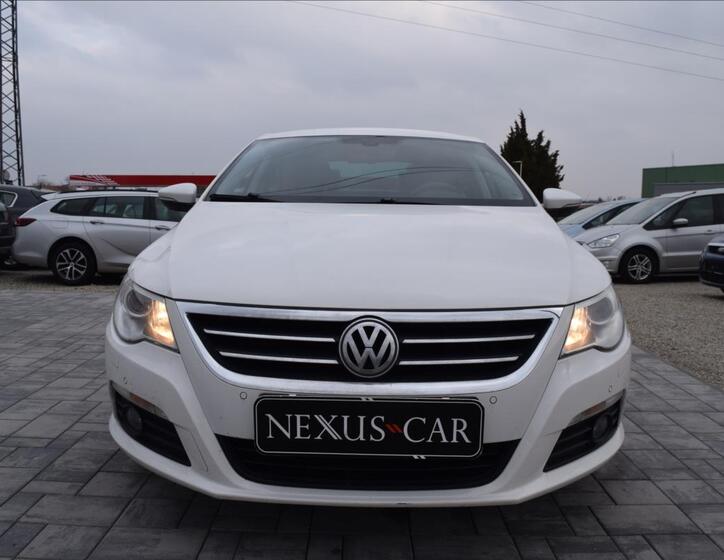 Volkswagen Passat 2