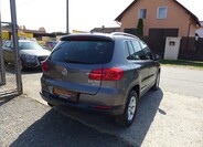 Volkswagen Tiguan 6