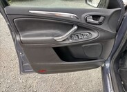 Ford S-MAX 11