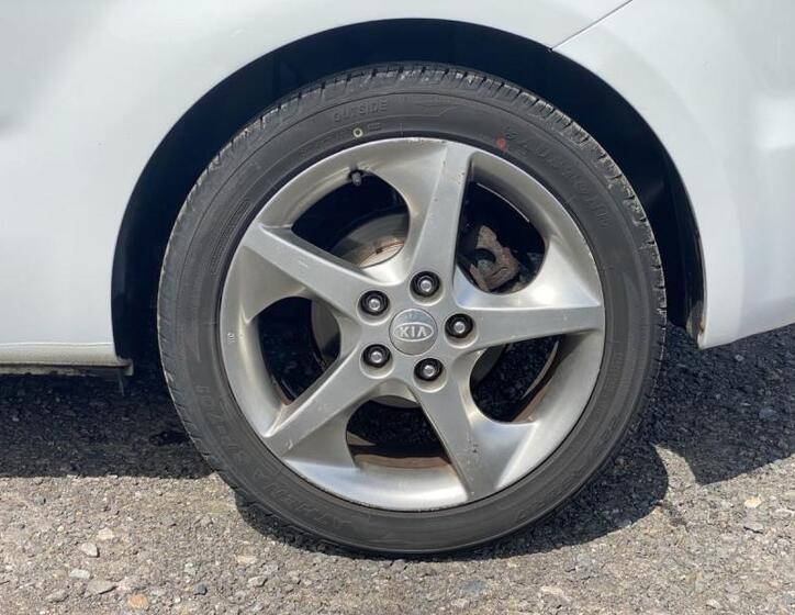 KIA ProCeed 9