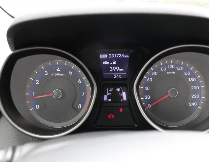Hyundai i30 23