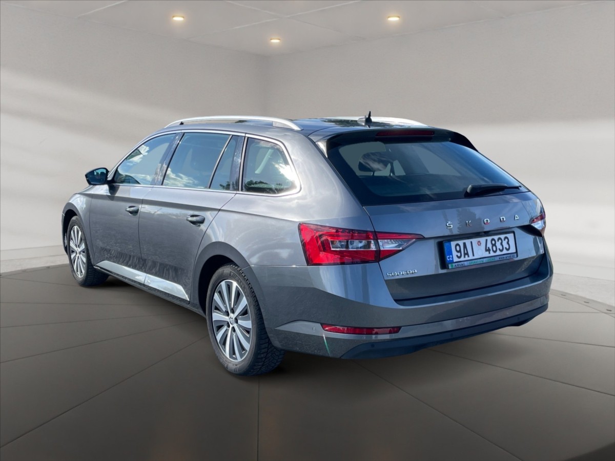 Škoda Superb