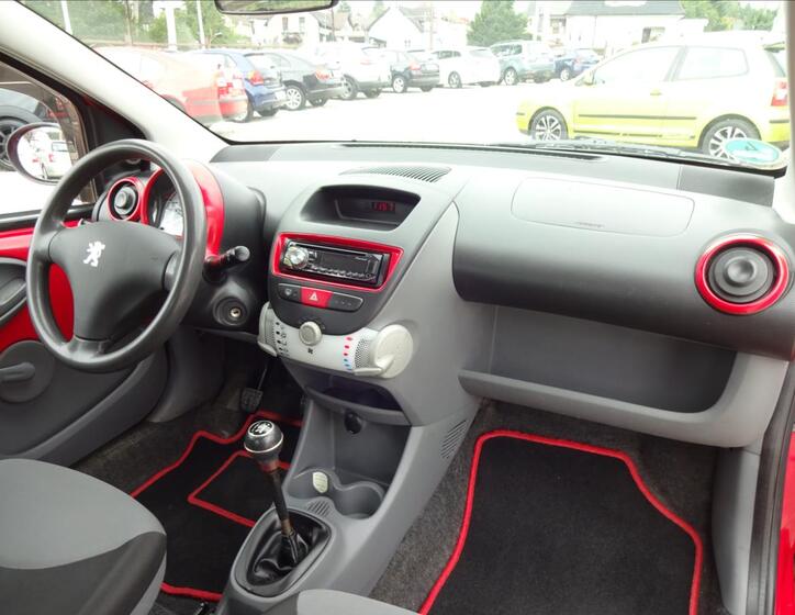 Peugeot 107 27