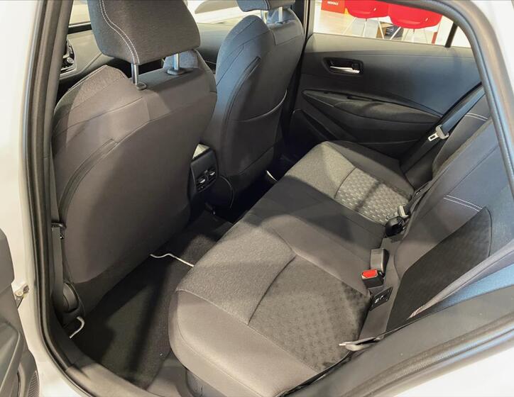 Toyota Corolla 12