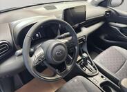 Toyota Yaris 8