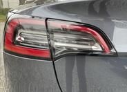 Tesla Model 3 38