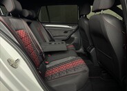 Volkswagen Golf 16