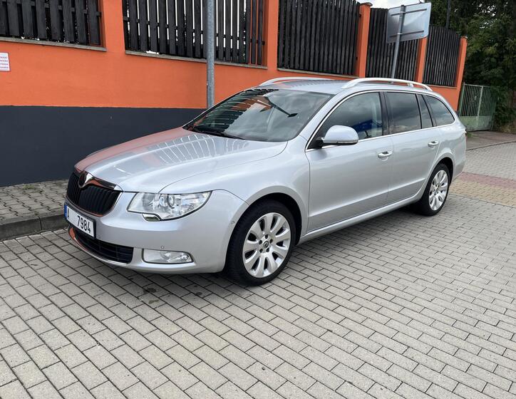 Škoda Superb 1