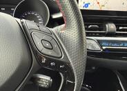 Toyota C-HR 13