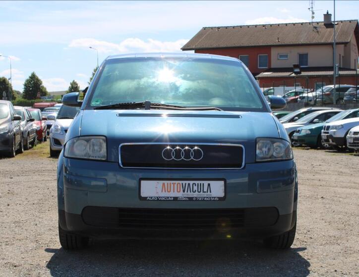 Audi A2 2