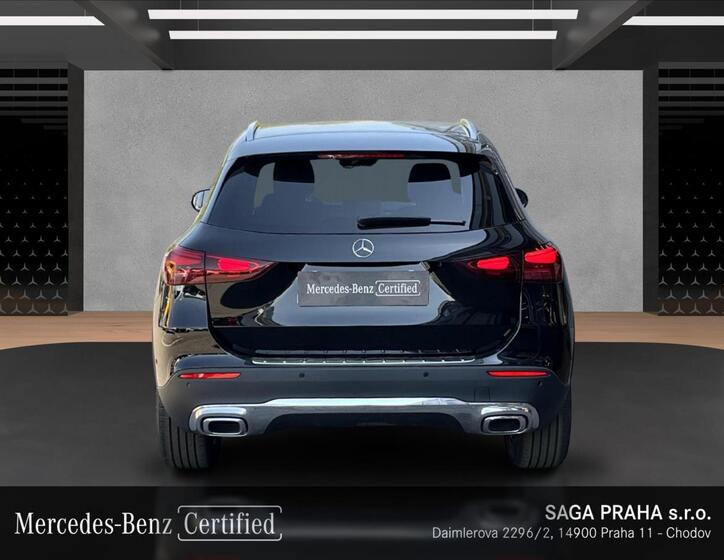 Mercedes-Benz GLA 4