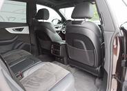 Audi Q8 9