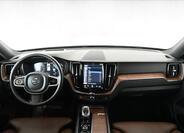 Volvo XC60 11