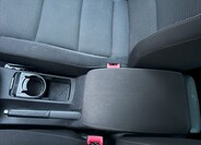 Volkswagen Golf 24