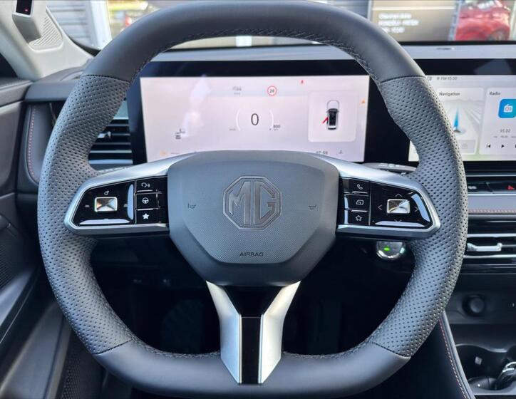MG HS 8