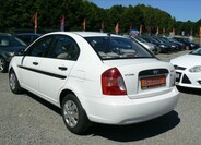 Hyundai Accent 5