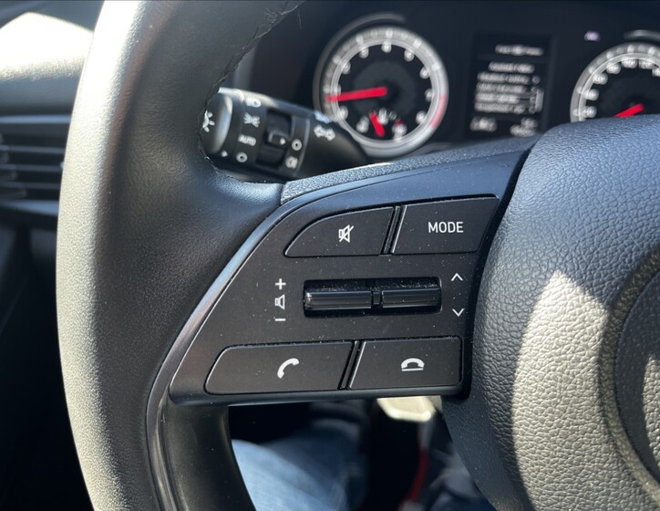 Hyundai i20 6
