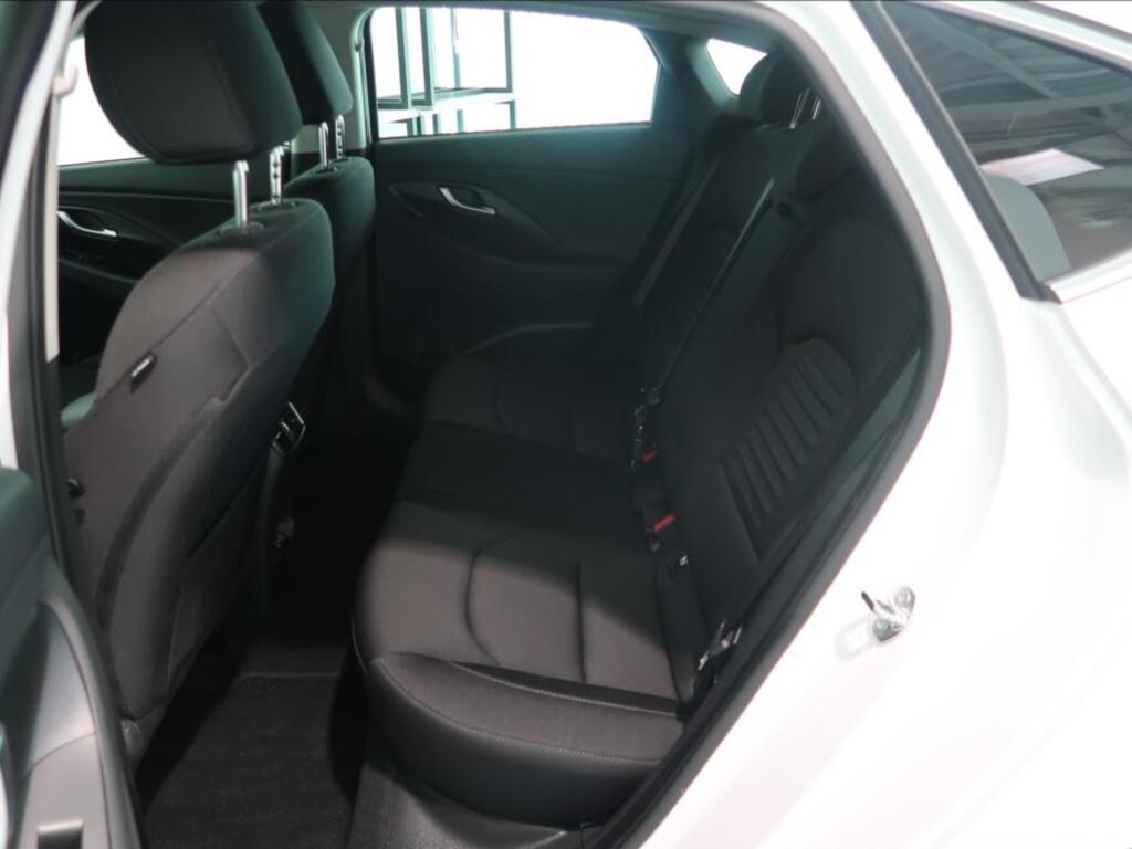 Hyundai i30 8