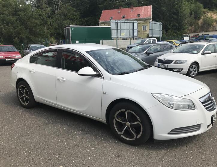 Opel Insignia 4