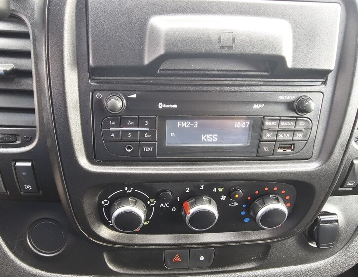 Renault Trafic 37