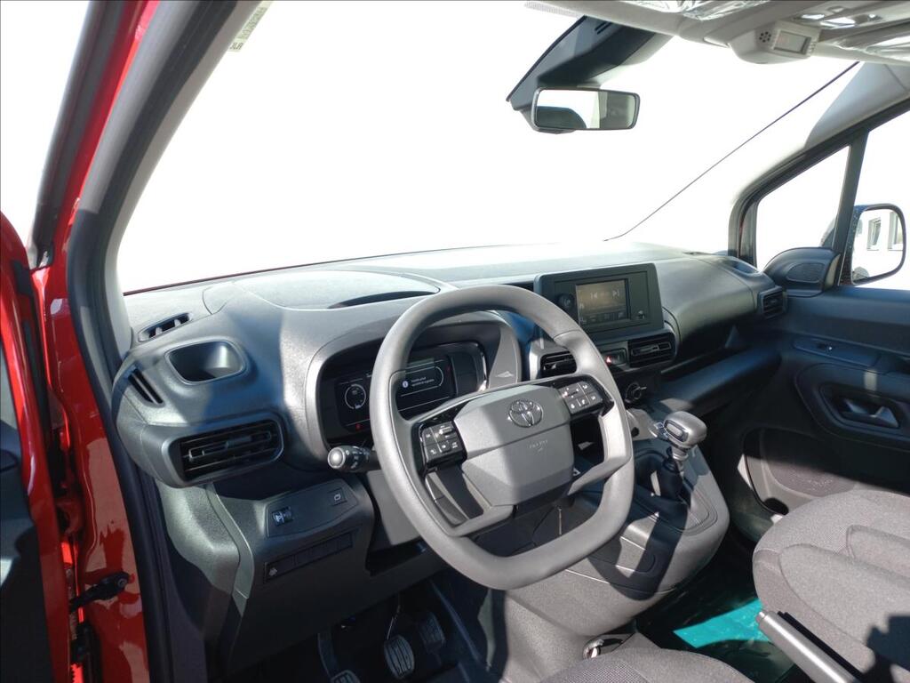 Toyota ProAce City 10