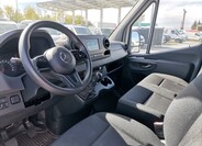 Mercedes-Benz Sprinter 4