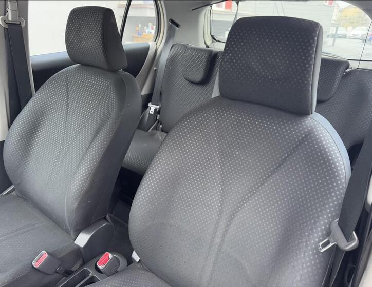 Toyota Yaris 22