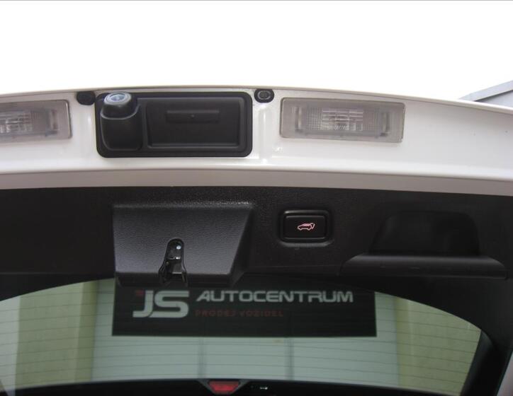 KIA ProCeed 43