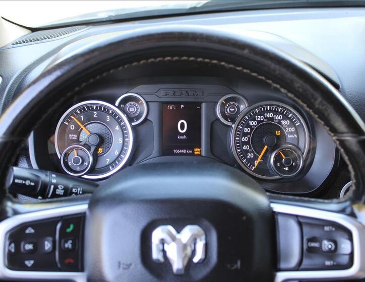 Dodge RAM 18