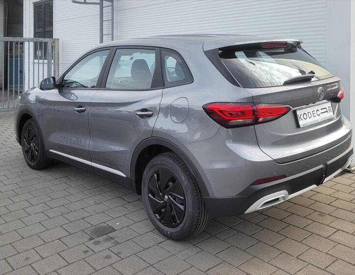 MG ZS 4