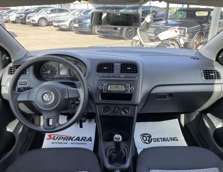 Volkswagen Polo 11