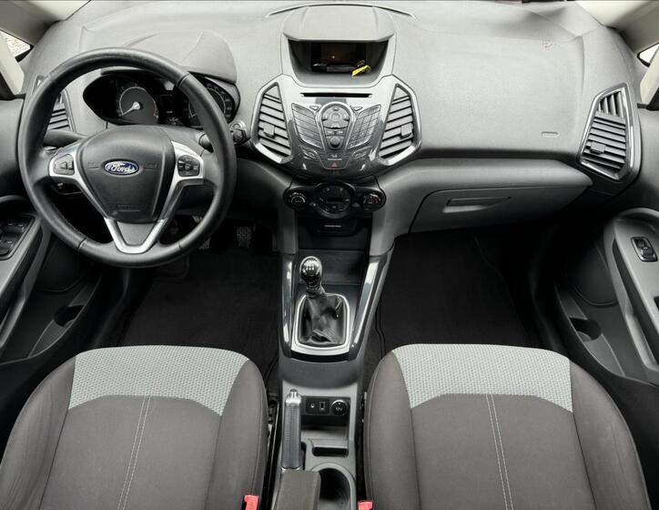 Ford EcoSport 37