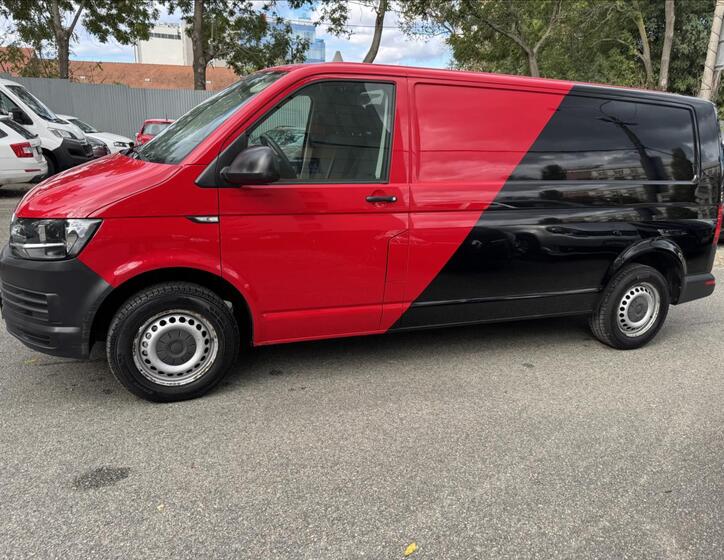 Volkswagen Transporter 17