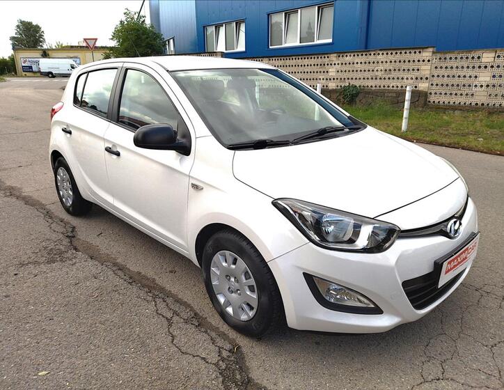 Hyundai i20 3