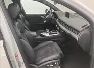 Audi Q7 18